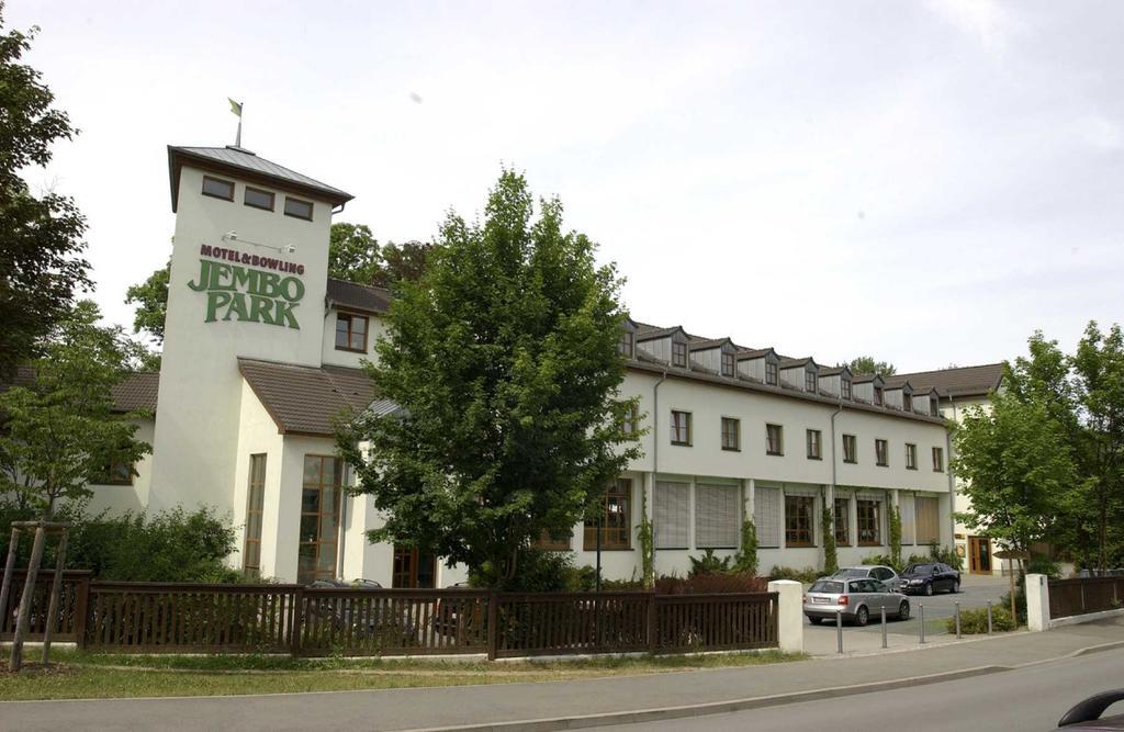 Jembo Park Hotel Ена Экстерьер фото